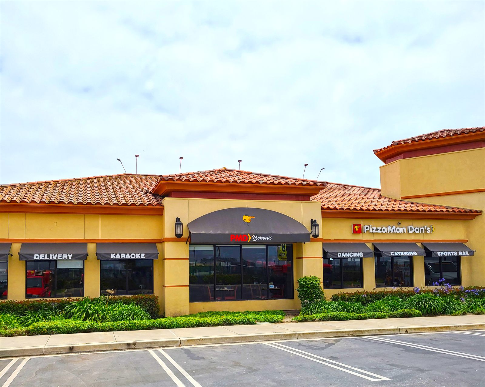 PizzaMan Dan's Oxnard – Victoria Ave storefront at 450 S. Victoria Ave, Oxnard