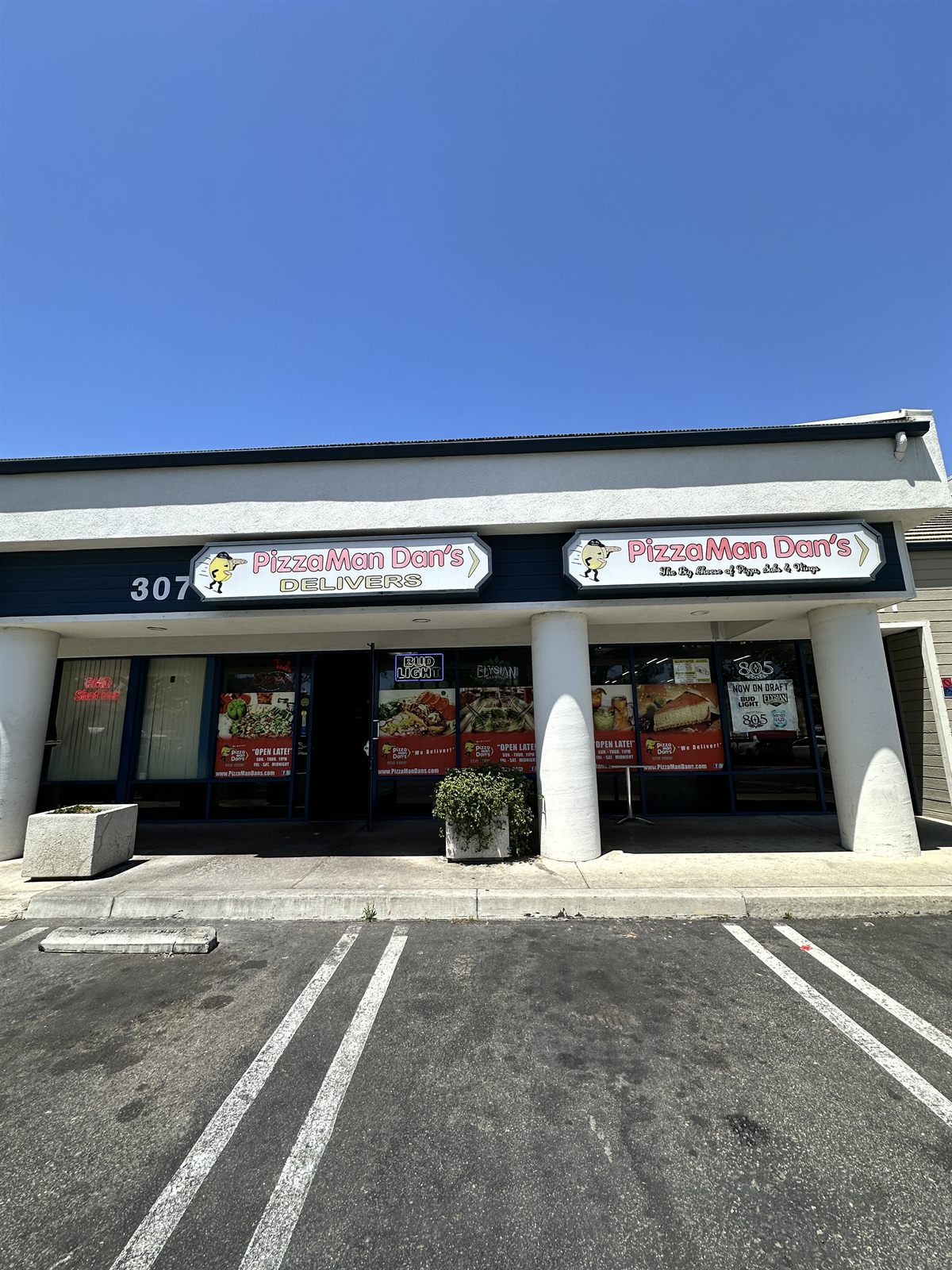 PizzaMan Dan's Port Hueneme storefront at 307 E Hueneme Rd, Port Hueneme